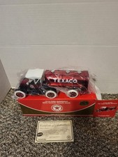 2004 Ertl Collectable 1:25 Texaco 1918 Ford Runabout With Tanker Special Edition picture