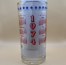 Vintage 1974 Town & Country Supermarket Drinking Glass Red White Blue picture