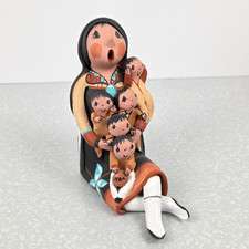 Native American Jemez Pottery Story Teller Joyce Lucero 5