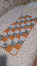 Vintage Handmade Quilted Table Runner Daisy Design picture
