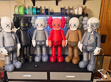 KAWS Companion Vinyl Figure 3ft tall 6 diffrent color schemes 2 diffrent designs picture