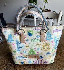 2013 Disney Dooney & Bourke Princess Half marathon Run Shopper Tote / Purse NWT picture