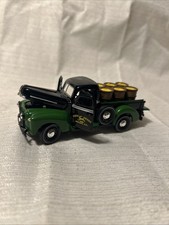JOHN DEERE TRUCK 1942 FORD DIECAST GEARBOX 2005 BLACK GREEN FENDERS OIL BARRELS. picture