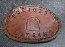VINTAGE F. O. E. 1039 FRATERNAL ORDER OF EAGLES LANSING, MI. LEATHER COIN PURSE picture