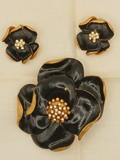 Vintage BSK black enamel flower brooch pin matching clip-on earrings gold tone picture