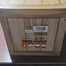 Kidrobot South Park A.W.E.S.O.M.-O (Eric Cartman) Boxed Brown Plastic Figure picture