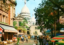 Paris - Place du Tertre and Sacre-Coeur, Yvon 0065 - Vintage Postcard - c 1984 picture