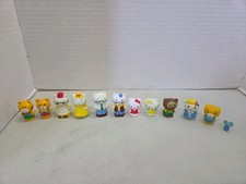 2012 Hello Kitty Family Figure Lot 12 Mini PVC Sanrio Character Toy Collectibles picture
