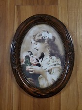 Vintage Victorian Style Oval Picture Frame Girl Bouquet Portrait Decor 8.5x6.5 picture