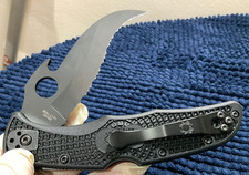 Spyderco Matriarch 2 (C12SBBK2W) VG-10 TiCN Reverse Blade S SpyderEdge Folder picture