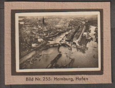 Germany 1932's Hamburg Harbour view from Zeppplin Ciggarette card picture