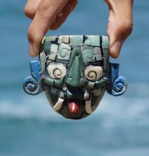 Handcrafted Artistry Inspired by the Maya Sun God pendant made of aventurine picture