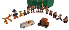 MARX ELM DISNEYKINS Lot 15 CAR Peter Pan Pluto Donald Minnie Doc Pinocchio Case picture