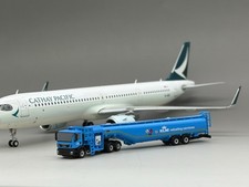 1:200 scale Infinite KLM fuel tanker truck airport GSE model picture