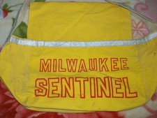 Vintage 1970s Milwaukee Sentinel Newspaper Paper Boy Carrier Bag Wisconsin picture