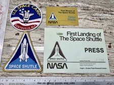 Vtg Press NASA First Landing of The Space Shuttle Badge Patches News Media Lot picture
