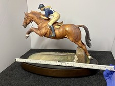 Royal Worcester Figurine H.RH. The Princess Anne on Doublet No 239 Doris Lindner picture