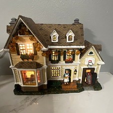 Lemax Spooky Town Spookiest House On The Block picture
