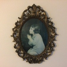 VTG Italian Brass Framed Plaque Samuel Praying Art Oval Babble Glass Domed 13”H picture