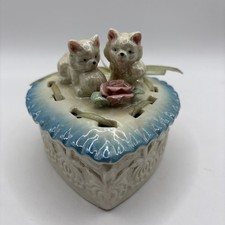 Vintage 1980s Heart Shaped Ceramic Cat Trinket Box 3Hx4L picture