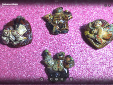 VINTAGE BUTTONS VERY UNSUALS set 4 picture