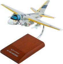 USN Lockheed S-3B S-3 Viking Anti-Submarine Desk Display Model 1/72 SC Airplane picture