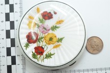 VINTAGE ENGLISH STERLING SILVER FLORAL ENAMEL POWDER COMPACT c1954  picture