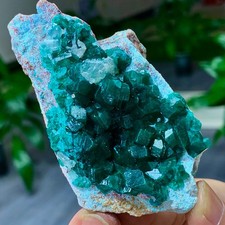 92G Natural green dioptase emerandine gemstone cluster crystal specimen picture
