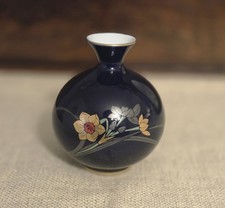 Vintage Japanese Koransha Porcelain Daffodil Colbalt Blue Bud Vase, EUC picture