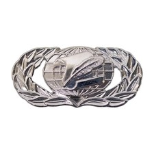 USAF Air Force Badge: Administration regulation picture