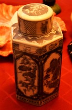 Vintage authentic Chinese Porcelain Ginger container picture