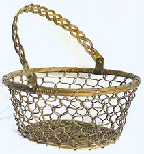 VINTAGE SOLID BRASS WOVEN WIRE BASKET BRAIDED SWIVEL HANDLE 11